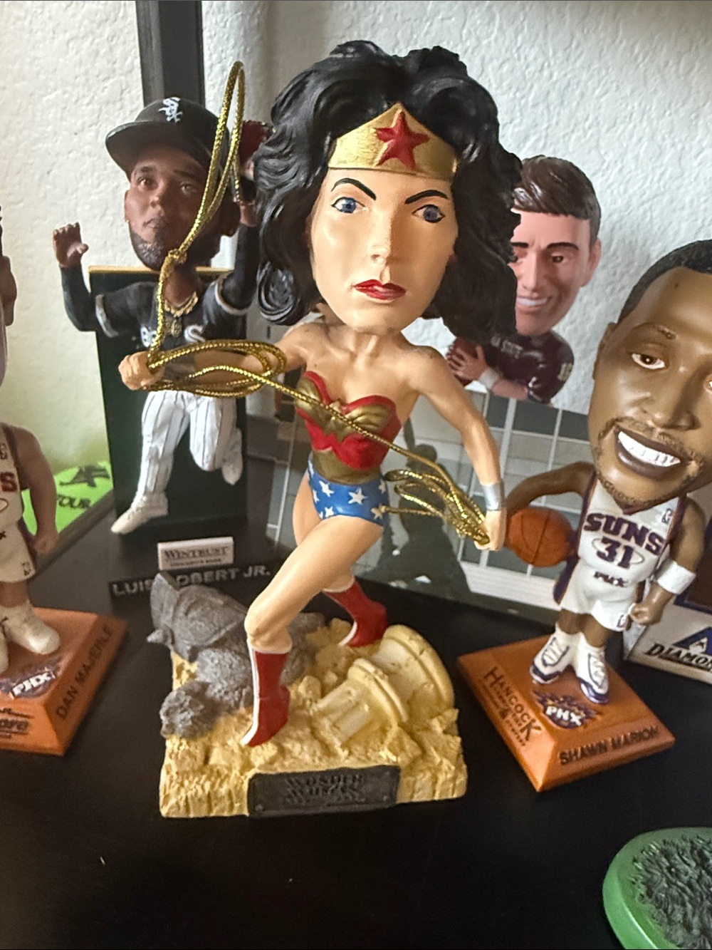 Wonder Woman Bobblehead Figurine - DC Comics | Collector Piece | EUC